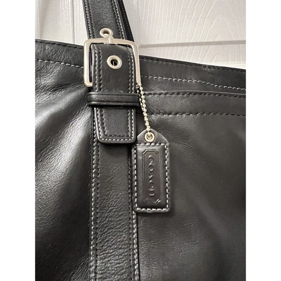 Vintage Coach F10288 Black Leather Large Tote - Picture 4 of 11